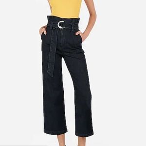 *NWT* Express Super High Waisted Belted Cropped Wide Leg Jeans size 8